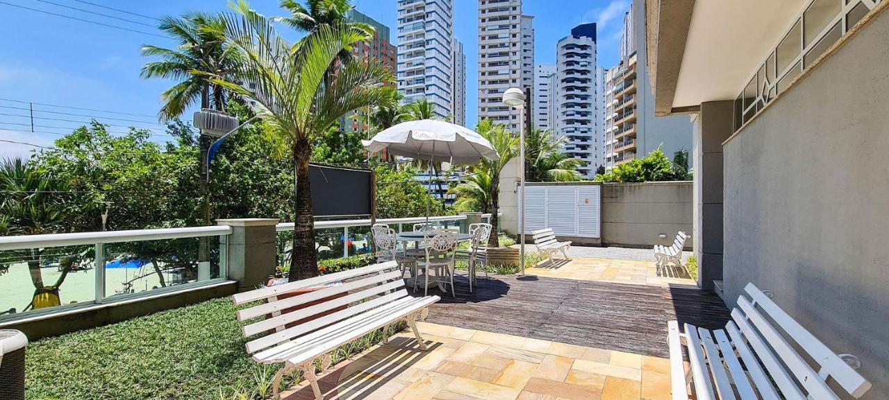 Apartamento Mirante Astúrias - varanda gourmet de frente para a praia da Astúrias no Guarujá Exterior foto